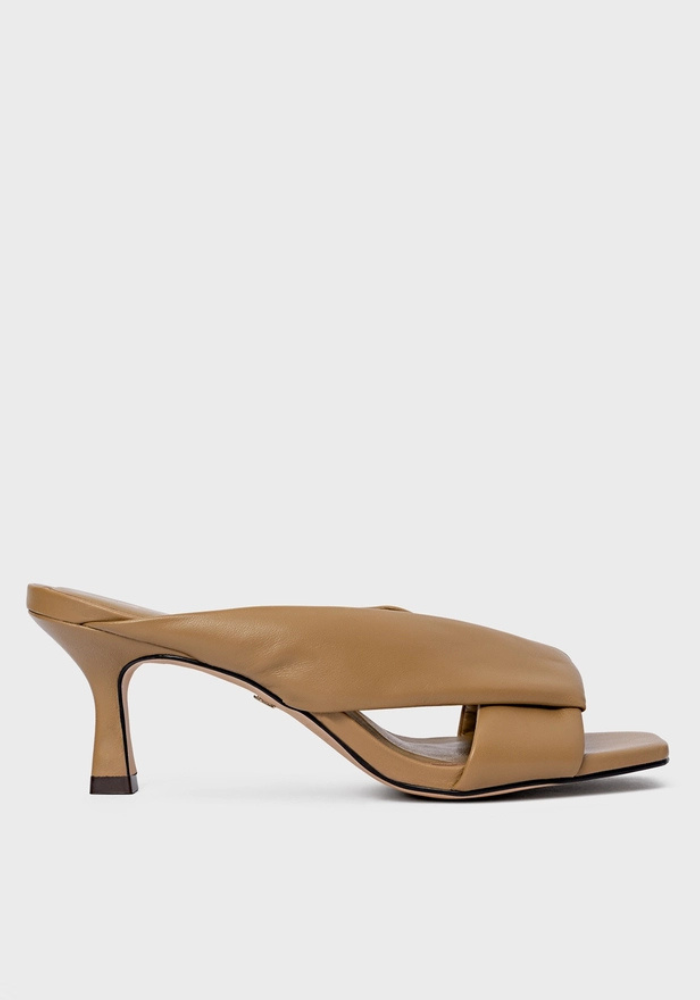 Open Mule Tiras Puffy Salto Fino
